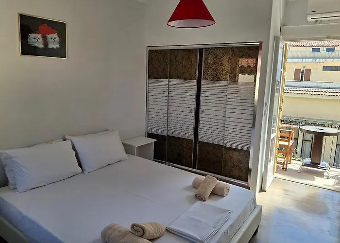 Nafpaktos Studio In Port Ιι